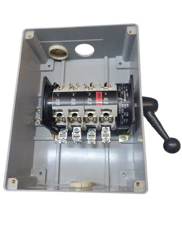 TRANSFERENCIA MANUAL 100A C/CAJA EPV - Imagen 3